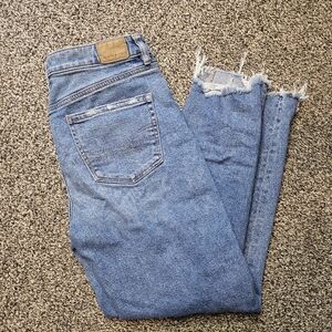 Women's American Eagle Jeans sz 6